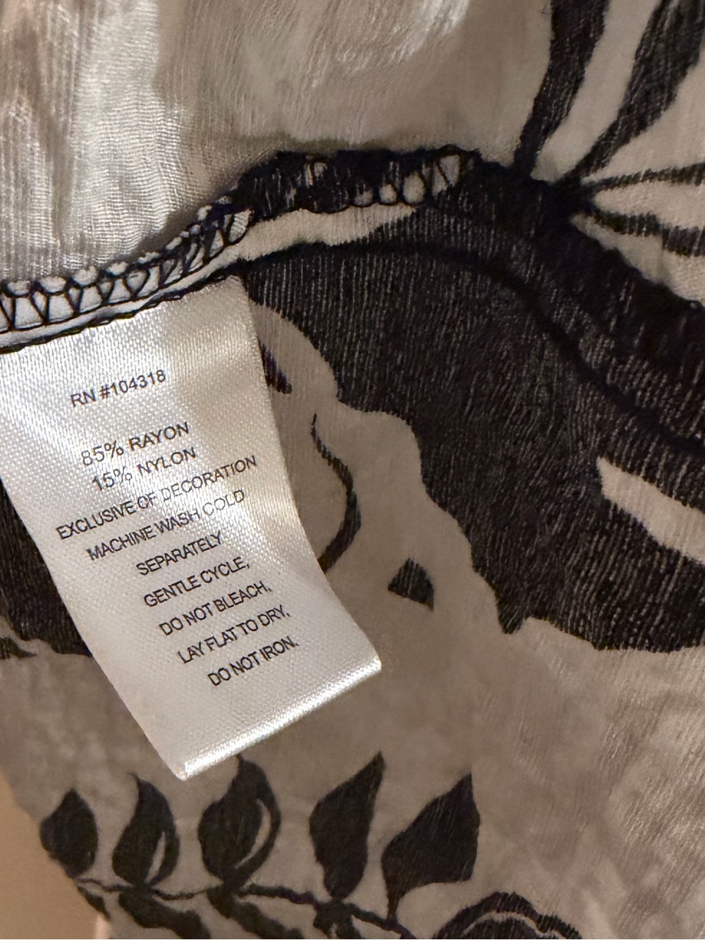 Harlow and Rose black and White Tropical print Beach Vacation sleeveless dress G - Picture 3 of 4